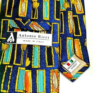 Antonio Ricci 100% silk tie made in Italy